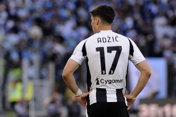 Juventus: il Cagliari si muove per il prestito di Adzic